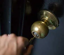 Safe Key Store Tucson, AZ 520-226-3842 - 13-Key-Broke-In-Lock